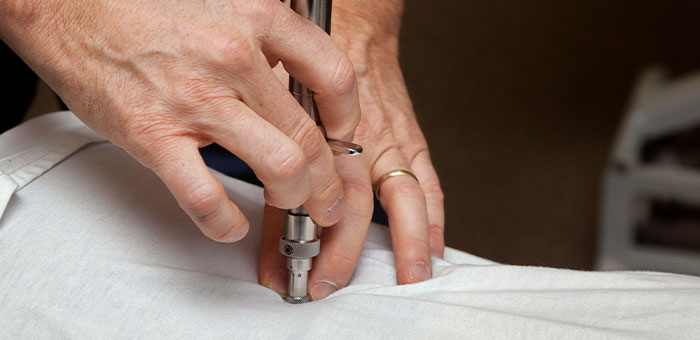 patient receiving activator methods technique in La Verne