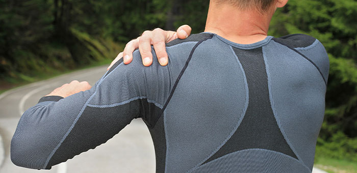patient needing frozen shoulder treatment in La Verne
